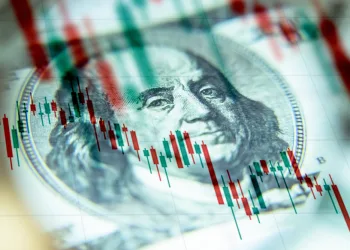 Non-Dollar Stablecoins Gain Momentum, Risks to USD Rise